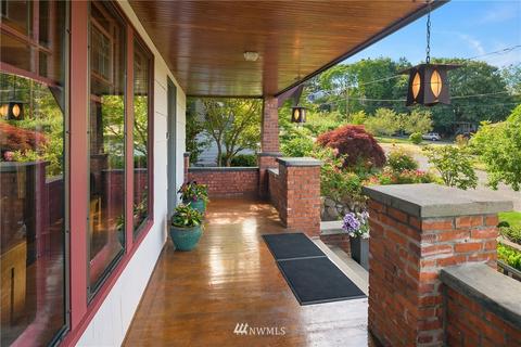 809 N 60th St, Seattle, WA 98103 photo 3
