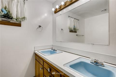 8830 Gothic Way, Everett, WA 98208 photo 16
