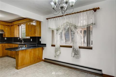 8830 Gothic Way, Everett, WA 98208 photo 10