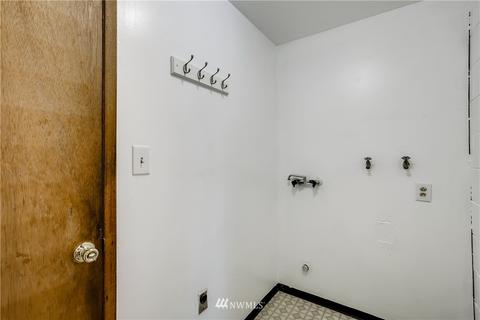 8830 Gothic Way, Everett, WA 98208 photo 18