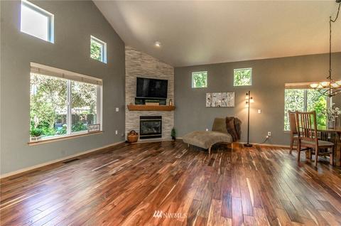 219 Kendall St NE, Orting, WA 98360 photo 7