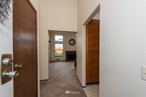 724 89th St SW, Everett, WA 98204 photo 2