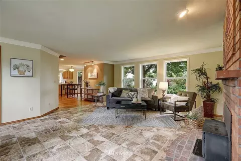 220 174th St SW, Bothell, WA 98012 photo 8