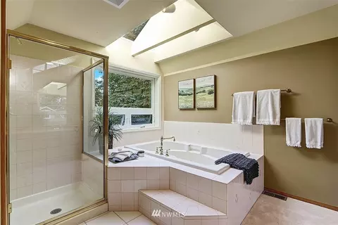 220 174th St SW, Bothell, WA 98012 photo 18