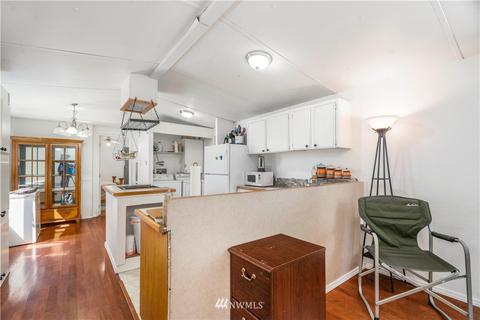 4506 249th St E, Spanaway, WA 98387 photo 8