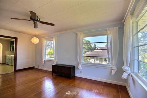 6408 Berkshire Dr SE, Everett, WA 98203 photo 8
