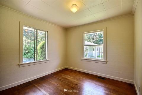 6408 Berkshire Dr SE, Everett, WA 98203 photo 14