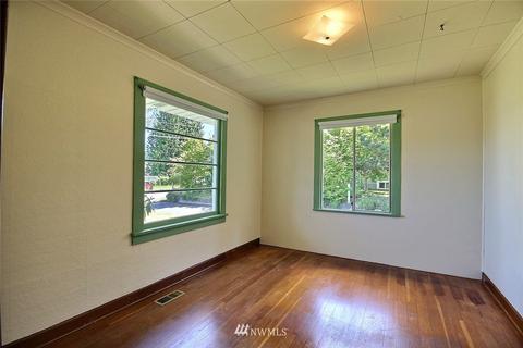 6408 Berkshire Dr SE, Everett, WA 98203 photo 13