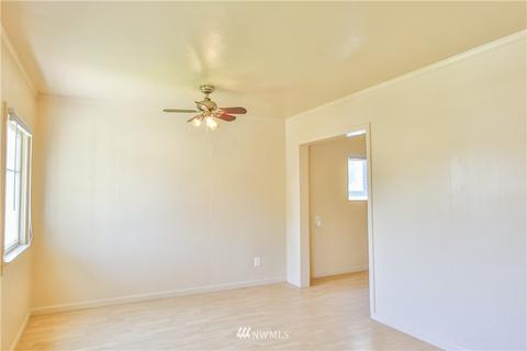 2606 Walnut St, Everett, WA 98201 photo 2