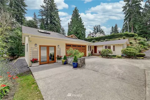 407 47th St SE, Everett, WA 98203 photo 3