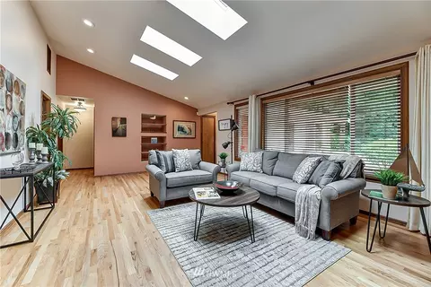 407 47th St SE, Everett, WA 98203 photo 10