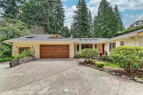 407 47th St SE, Everett, WA 98203 photo 2