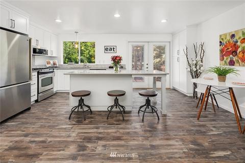 302 225th Pl SW, Bothell, WA 98021 photo 4