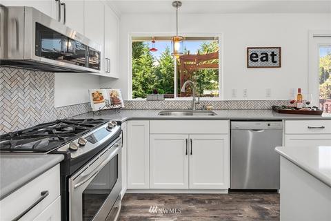 302 225th Pl SW, Bothell, WA 98021 photo 6