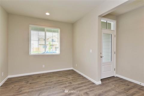 555 Cooper Ln N, Enumclaw, WA 98022 photo 3