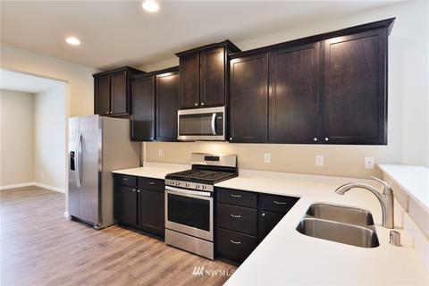 585 Becky Ave E, Enumclaw, WA 98022 photo 6