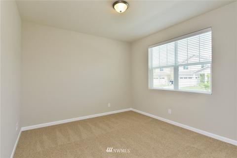 602 Mount Peak St N, Enumclaw, WA 98022 photo 5