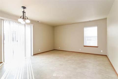 1207 Riddell Ave, Orting, WA 98360 photo 5