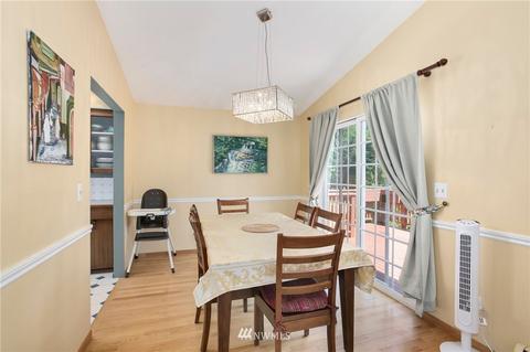 9320 NE 184th Pl, Bothell, WA 98011 photo 10