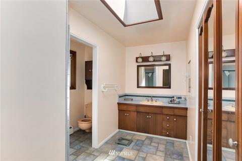 9320 NE 184th Pl, Bothell, WA 98011 photo 12