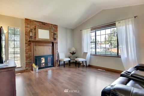 318 190th St E, Spanaway, WA 98387 photo 10