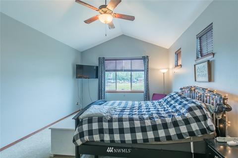 1112 Eagle Ave SW, Orting, WA 98360 photo 14