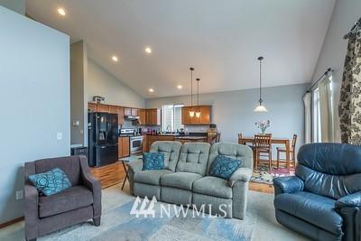 1112 Eagle Ave SW, Orting, WA 98360 photo 9