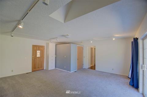 575 Telegraph Rd, Winlock, WA 98596 photo 3
