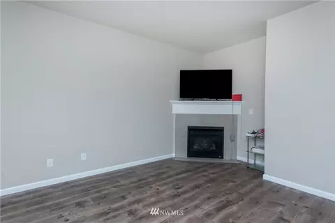 250 Iris Ln, Enumclaw, WA 98022 photo 9