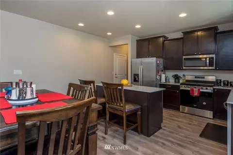 250 Iris Ln, Enumclaw, WA 98022 photo 7