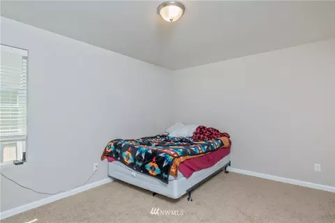 250 Iris Ln, Enumclaw, WA 98022 photo 23