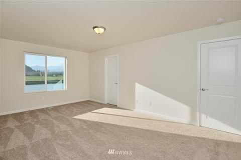 679 Vickie Ln N, Enumclaw, WA 98022 photo 8