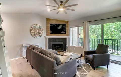 18930 Bothell Everett Hwy #A305, Bothell, WA 98012 photo 3