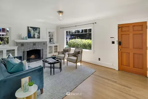 8003 Stroud Ave N, Seattle, WA 98103 photo 4