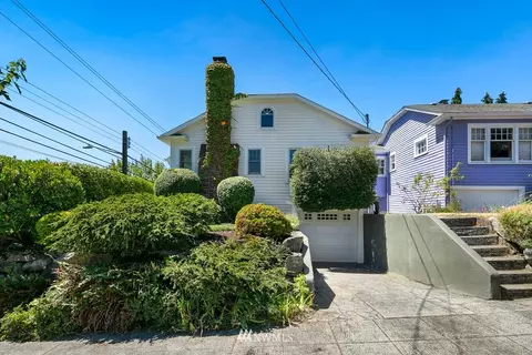 8003 Stroud Ave N, Seattle, WA 98103 photo 24