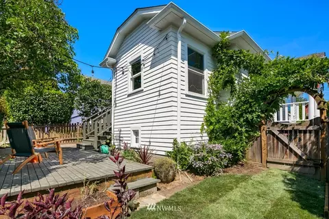8003 Stroud Ave N, Seattle, WA 98103 photo 22