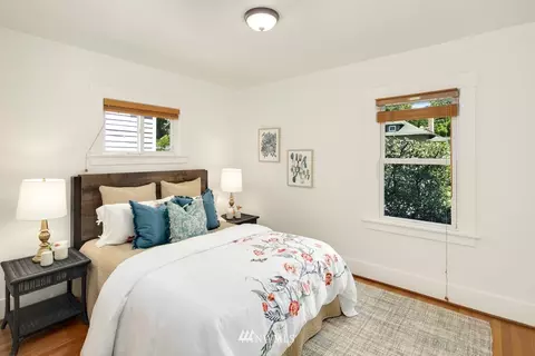 8003 Stroud Ave N, Seattle, WA 98103 photo 11