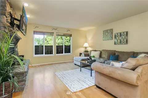 19628 2nd Pl W, Bothell, WA 98012 photo 4