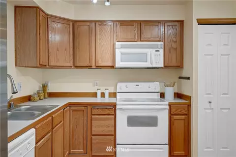 2201 192nd St SE #T204, Bothell, WA 98012 photo 6