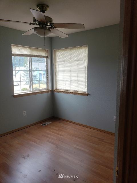 213 Groff Ave NW, Orting, WA 98360 photo 6