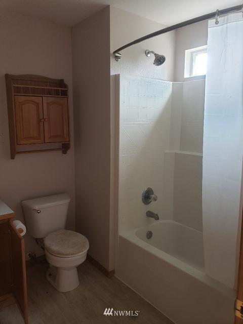 213 Groff Ave NW, Orting, WA 98360 photo 9