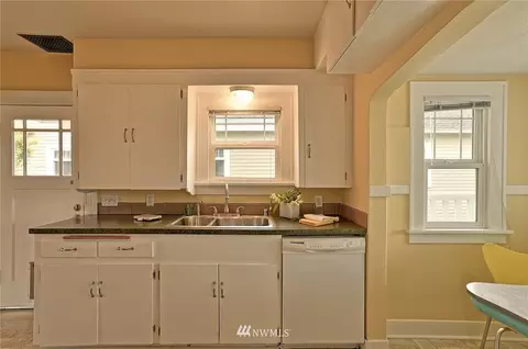 1211 Donovan Ln, Everett, WA 98201 photo 8