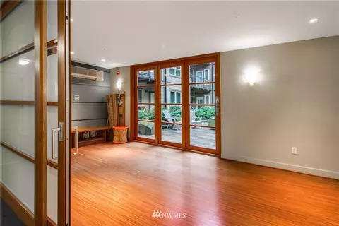 1420 E Pine St #E502, Seattle, WA 98122 photo 24