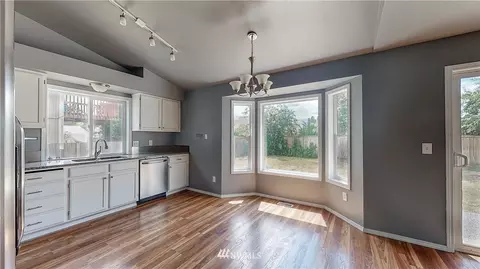 8402 200th Street Ct E, Spanaway, WA 98387 photo 11