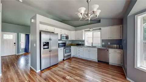 8402 200th Street Ct E, Spanaway, WA 98387 photo 12
