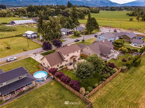 607 E 4th St, Nooksack, WA 98276 photo 37