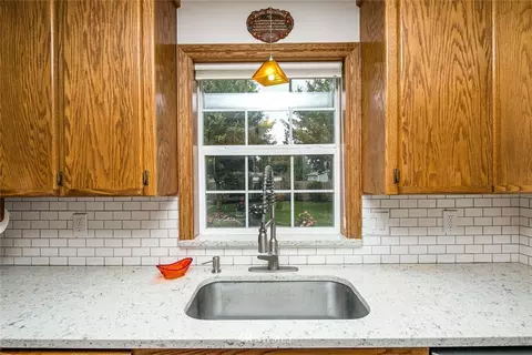 607 E 4th St, Nooksack, WA 98276 photo 11