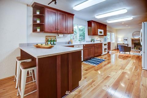 415 201st St SE, Bothell, WA 98012 photo 9
