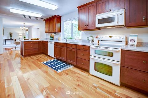 415 201st St SE, Bothell, WA 98012 photo 10