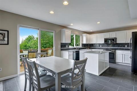 601 122nd Avenue Ct E, Edgewood, WA 98372 photo 9